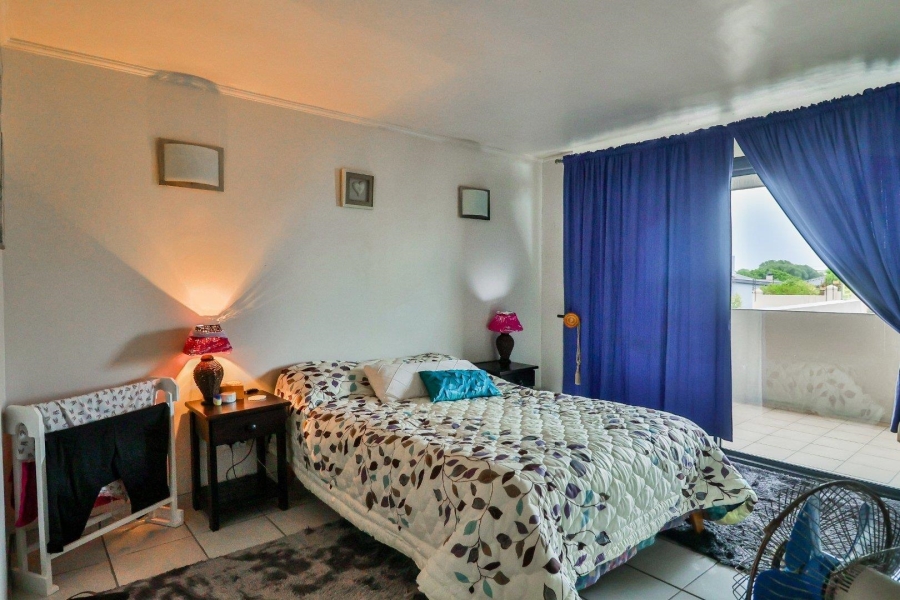 2 Bedroom Property for Sale in Gansbaai Central Western Cape